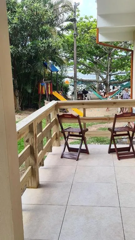 FlorianópolisRefugio Bela Ilha Acesso Via Barco公寓式酒店 巴西